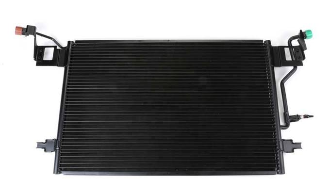 Audi A/C Condenser 4B3260403G - Behr 351302431